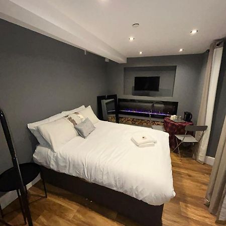 Cosy Double Bed With Fire Place Διαμέρισμα Εδιμβούργο Εξωτερικό φωτογραφία