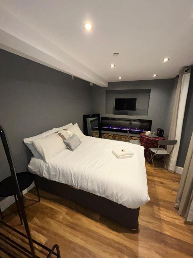 Cosy Double Bed With Fire Place Διαμέρισμα Εδιμβούργο Εξωτερικό φωτογραφία