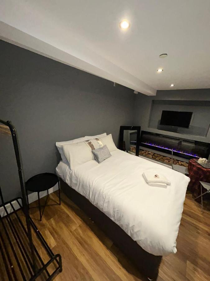 Cosy Double Bed With Fire Place Διαμέρισμα Εδιμβούργο Εξωτερικό φωτογραφία